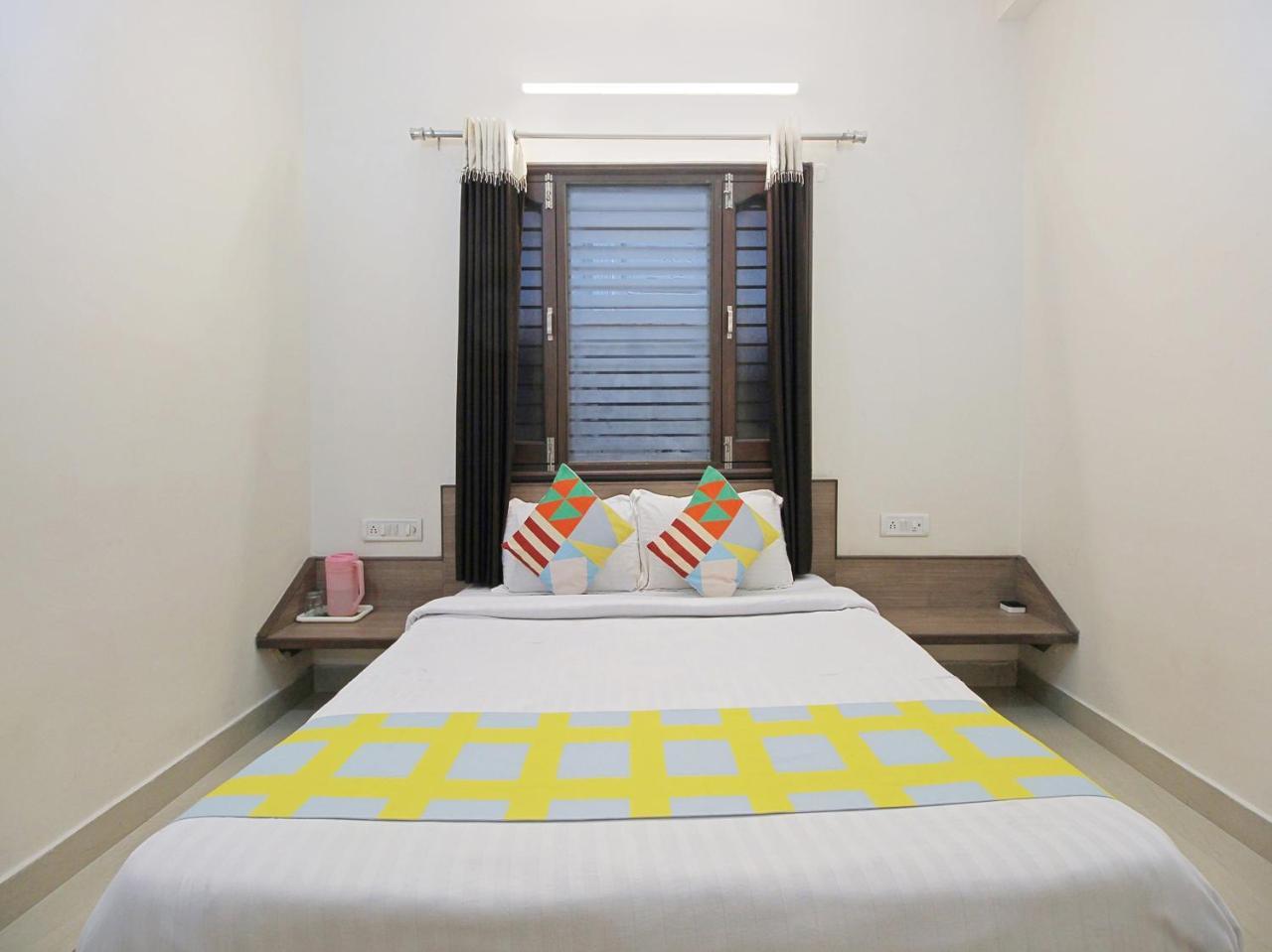 Elegant 1Br Stay In Mount Abu Central Exterior photo