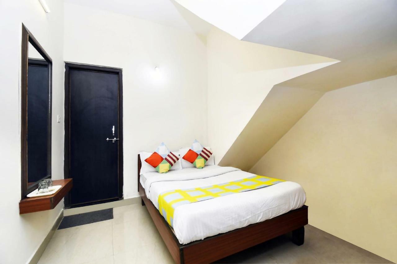 Elegant 1Br Stay In Mount Abu Central Exterior photo